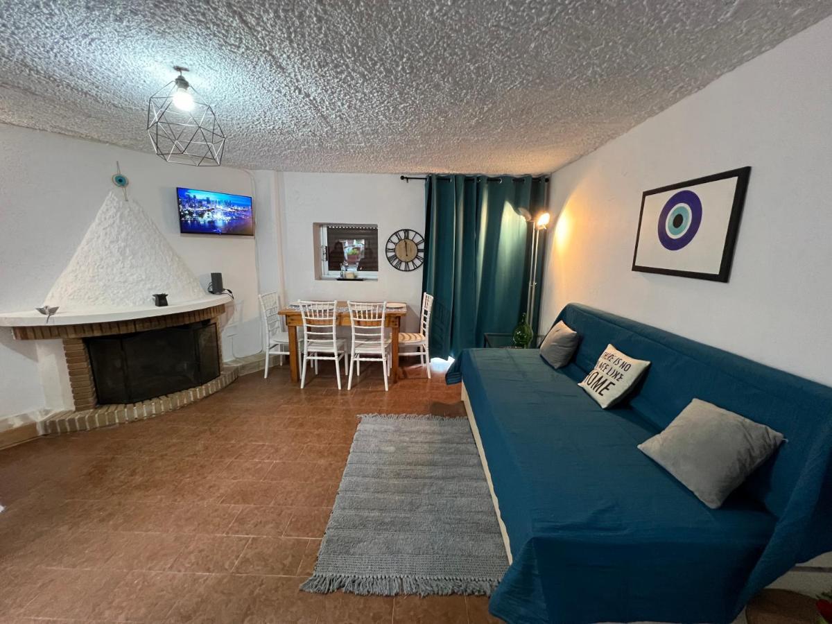 Ciel Apartment, 5 Minutes Walk From Ipsos Beach! Exterior foto